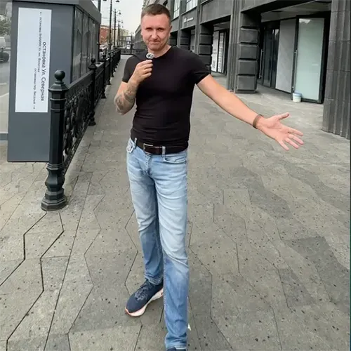 Как думаете сколько стоит парковка